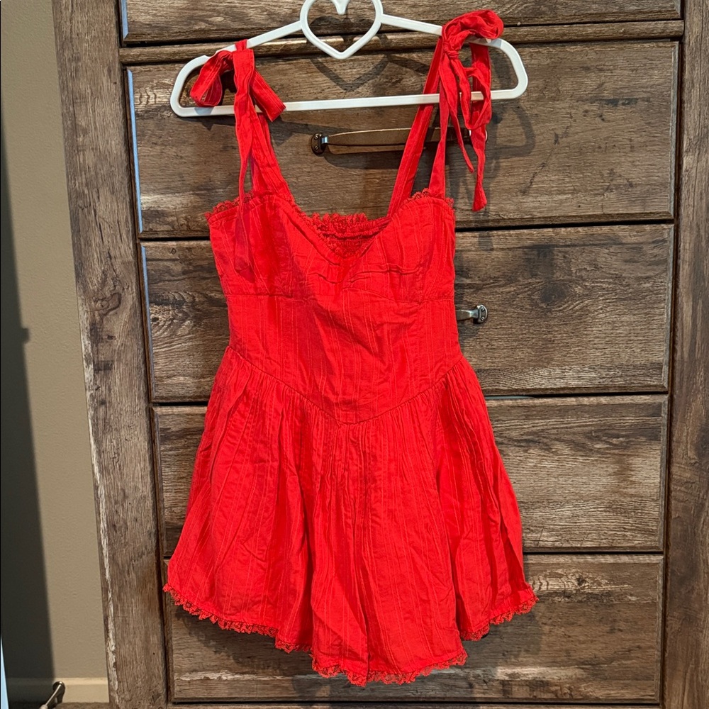 Show me your MuMu Red Sleeveless Romper with Tie Straps NWT (S)